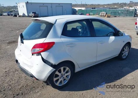 2013 Mazda Mazda2 Touring из США, поврежденный, VIN JM1DE1LYXD0157874